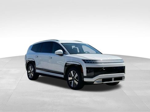 New 2026 Hyundai Ioniq 9 SEL image 1