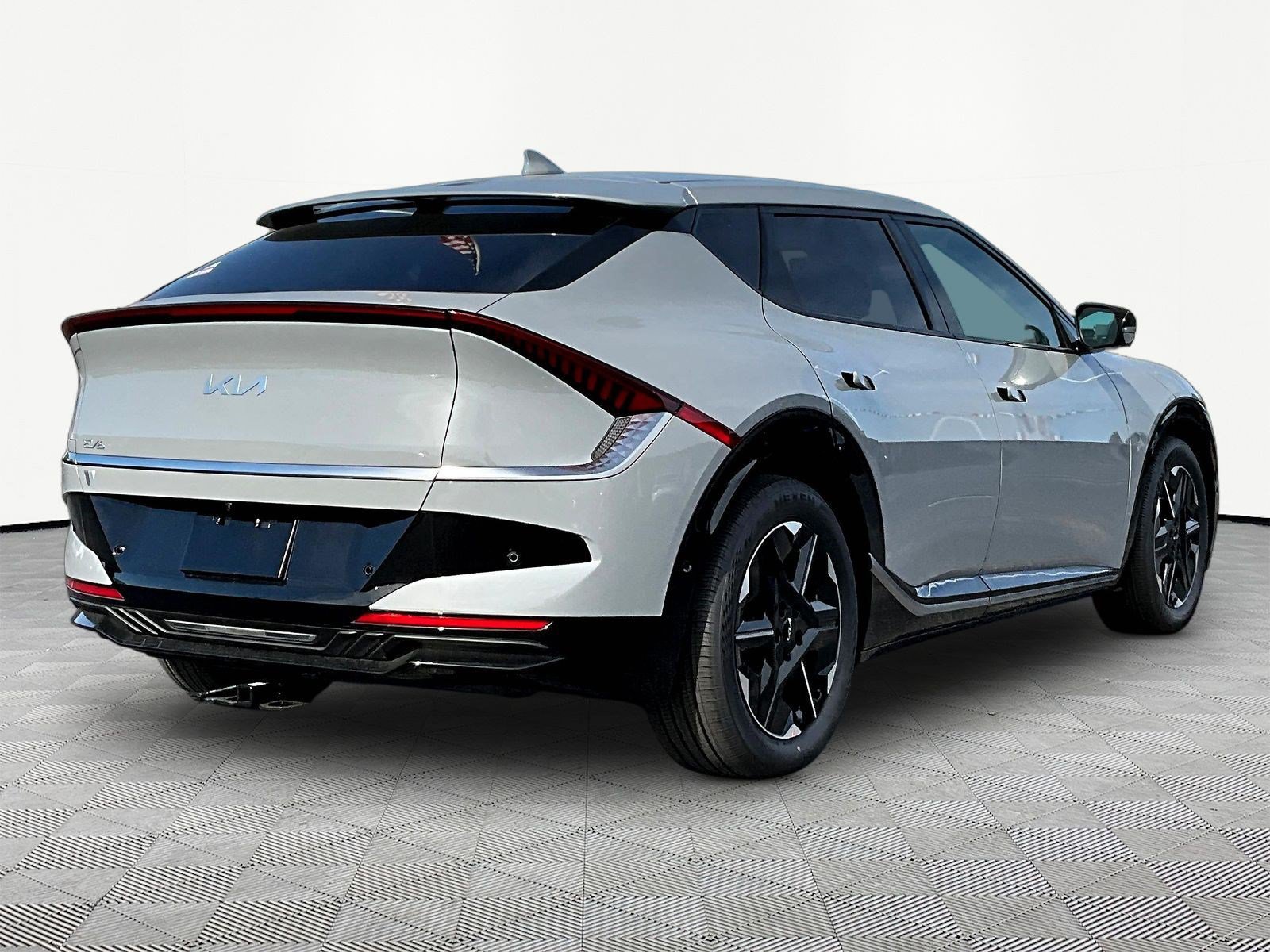 New 2026 Kia EV6 Wind RWD image 7