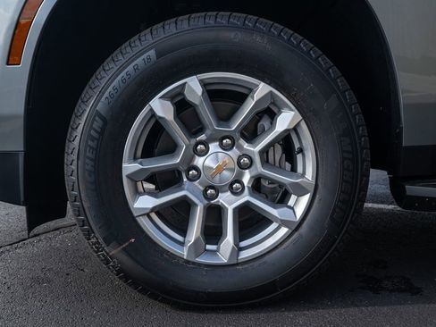 New 2026 Chevrolet Tahoe LS image 8