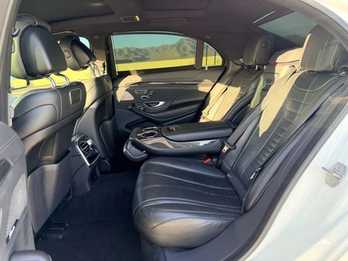 Used 2018 Mercedes-Benz S 560 Sedan image 10