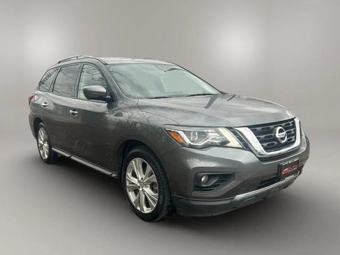 Used 2018 Nissan Pathfinder SL w/ SL Premium Package image 3