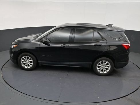 Used 2019 Chevrolet Equinox LS FWD image 12