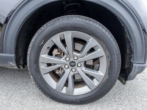 Used 2023 Ford Explorer XLT w/ Equipment Group 202A AWD/4WD image 30