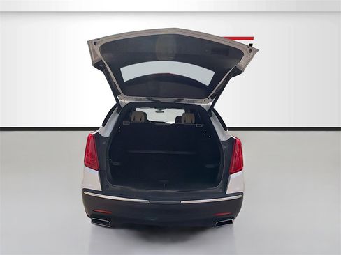 Used 2019 Cadillac XT5 FWD image 24