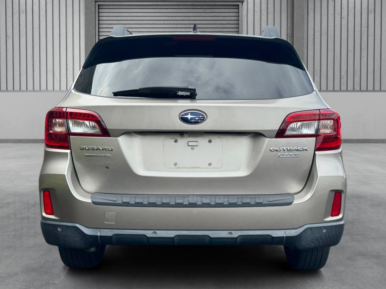 Used 2017 Subaru Outback 2.5i Limited AWD/4WD image 10
