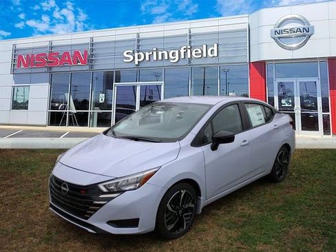 New 2025 Nissan Versa SR w/ Trunk Package image 3