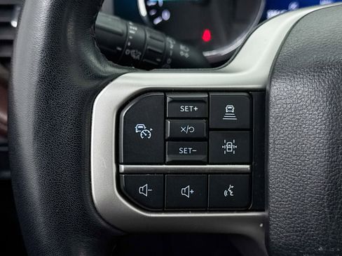 Used 2024 Ford Expedition Limited image 24