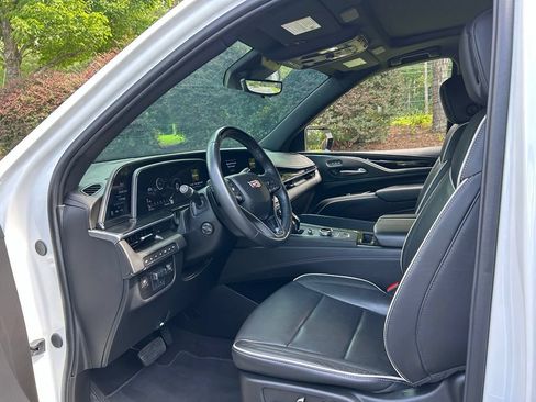 Used 2024 Cadillac Escalade Sport w/ Touring Package AWD/4WD image 42
