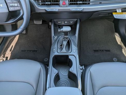 New 2026 Kia K4 EX FWD image 18