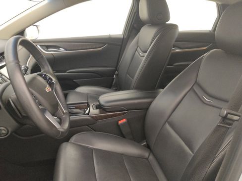 Used 2018 Cadillac XTS Luxury image 17