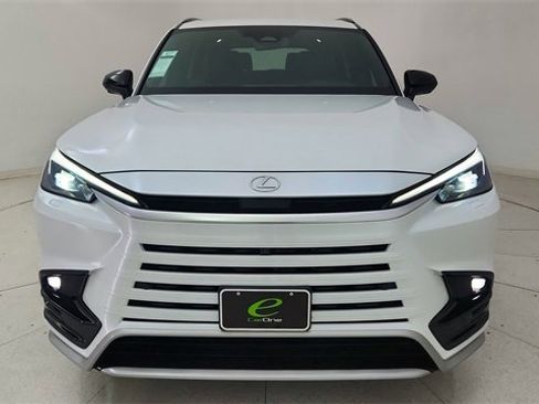 Used 2024 Lexus TX 500h 500h F SPORT Premium w/ Technology Package image 13