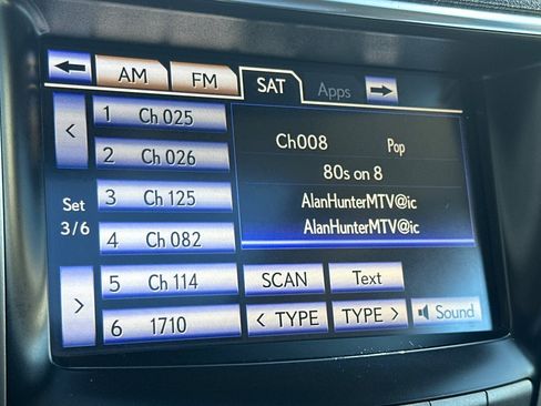 Used 2015 Lexus LX 570 4WD w/ Luxury Package image 25