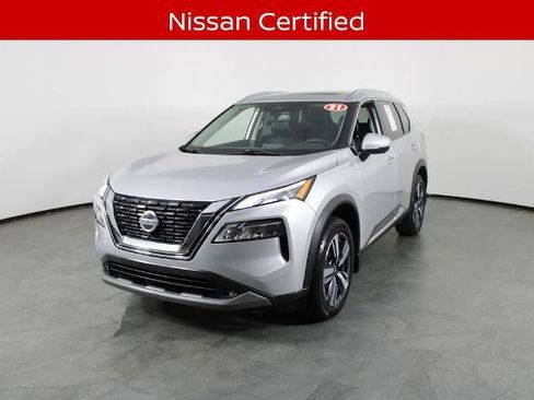 Certified 2021 Nissan Rogue SL FWD image 2