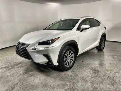 Used 2019 Lexus NX 300 FWD image 4
