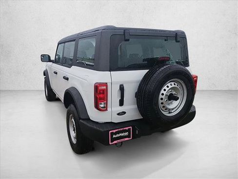 New 2025 Ford Bronco image 3