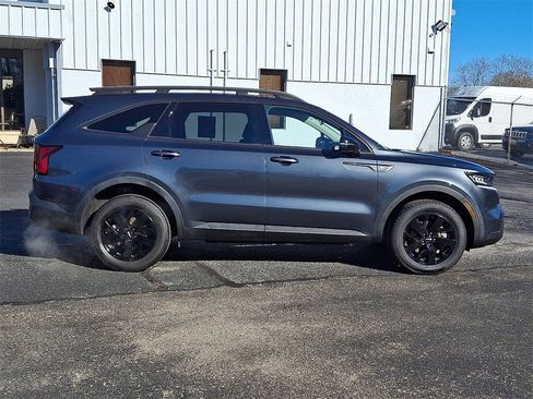 Used 2022 Kia Sorento S image 7