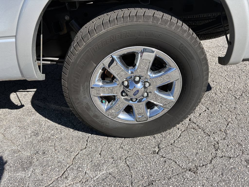 Used 2013 Ford F150 Lariat w/ Luxury Equipment Group RWD image 16