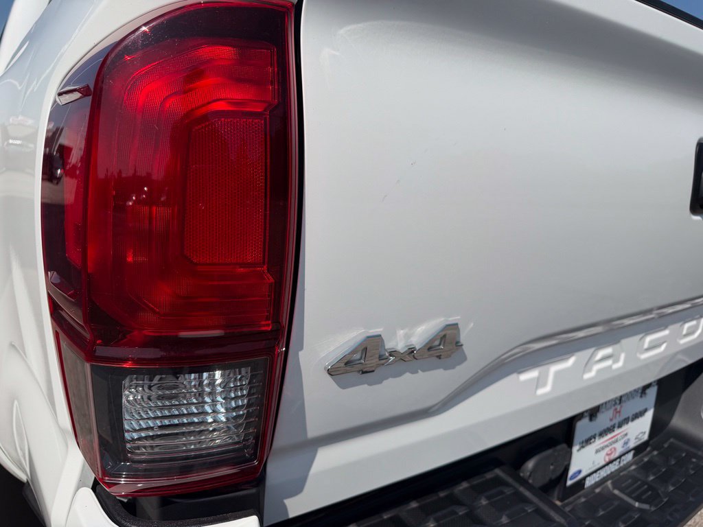 Certified 2023 Toyota Tacoma SR5 w/ Technology Package AWD/4WD image 12