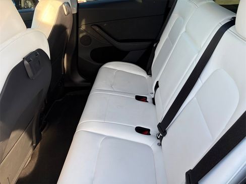 Used 2024 Tesla Model Y Long Range image 24