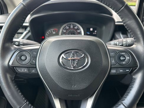 Used 2022 Toyota Corolla Cross LE image 20