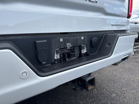 Used 2022 GMC Sierra 1500 Denali image 23