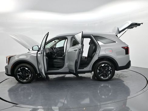 Certified 2026 Kia Sorento S AWD/4WD image 57