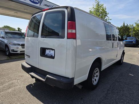 Used 2014 Chevrolet Express 1500 AWD image 5