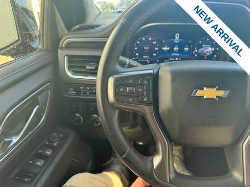 Used 2024 Chevrolet Suburban RST w/ Luxury Package image 23