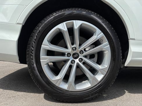 Used 2025 Audi Q7 3.0T Premium w/ Convenience Package AWD/4WD image 15