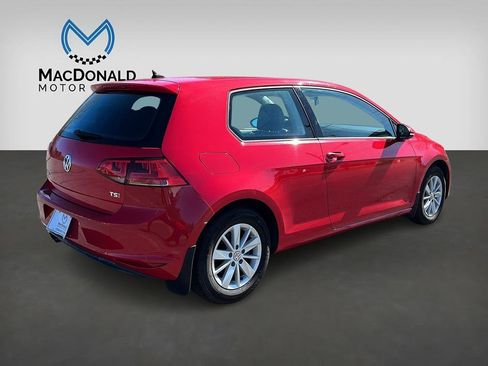 Used 2015 Volkswagen Golf S image 7