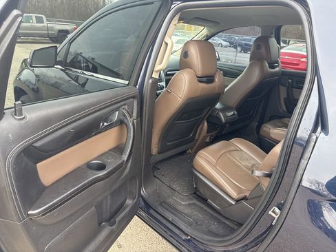 Used 2017 GMC Acadia Limited SLT image 23