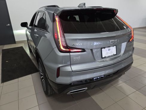 Used 2024 Cadillac XT4 Sport image 3