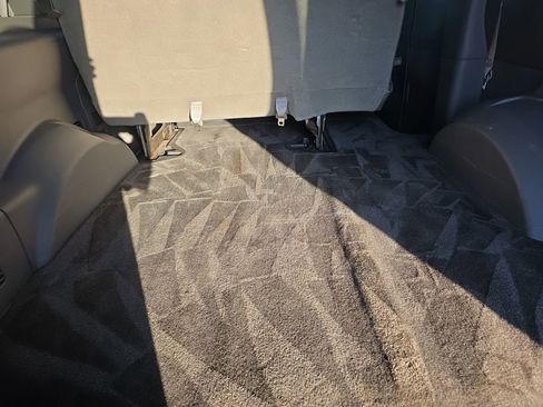 Used 2009 GMC Savana 1500 Passenger w/ LT Preferred Equipment Group image 23