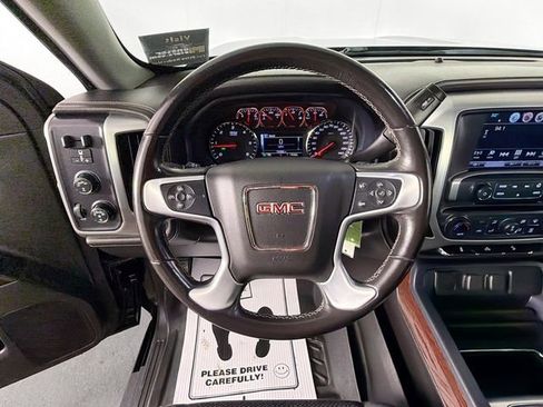 Used 2018 GMC Sierra 1500 SLE image 11