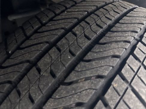 Used 2023 Chevrolet Silverado 1500 LTZ image 41