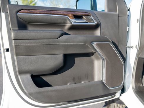 Used 2024 GMC Sierra 2500 SLE w/ SLE Convenience Package image 19