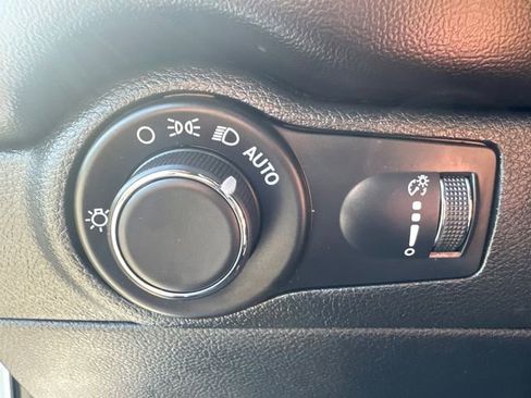 Used 2025 Dodge Durango GT w/ Blacktop Package image 27