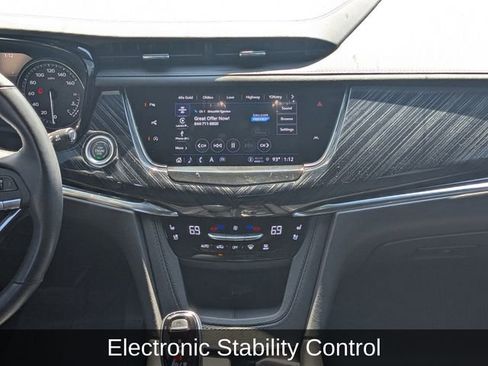 Used 2023 Cadillac XT6 Premium Luxury w/ Technology Package image 20