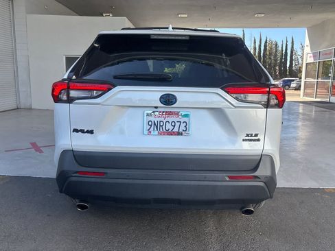 Used 2024 Toyota RAV4 XLE Premium w/ Weather Package AWD/4WD image 8
