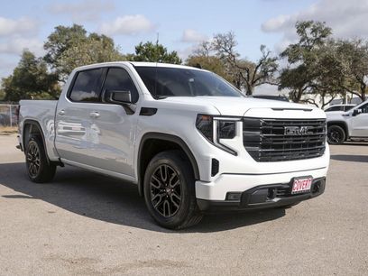 Used 2024 GMC Sierra 1500 Elevation