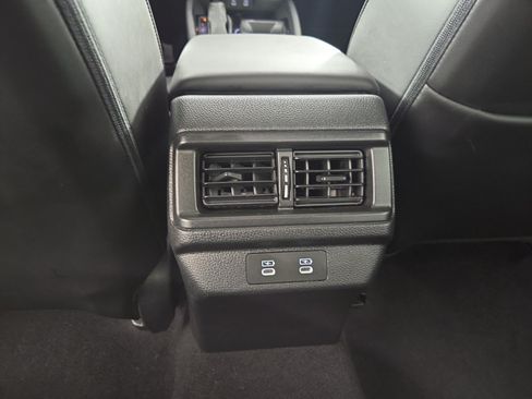 Used 2023 Honda Accord EX-L image 19