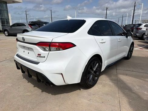 Used 2024 Toyota Corolla SE FWD image 4