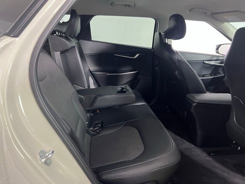 Used 2024 Kia EV6 Light image 30