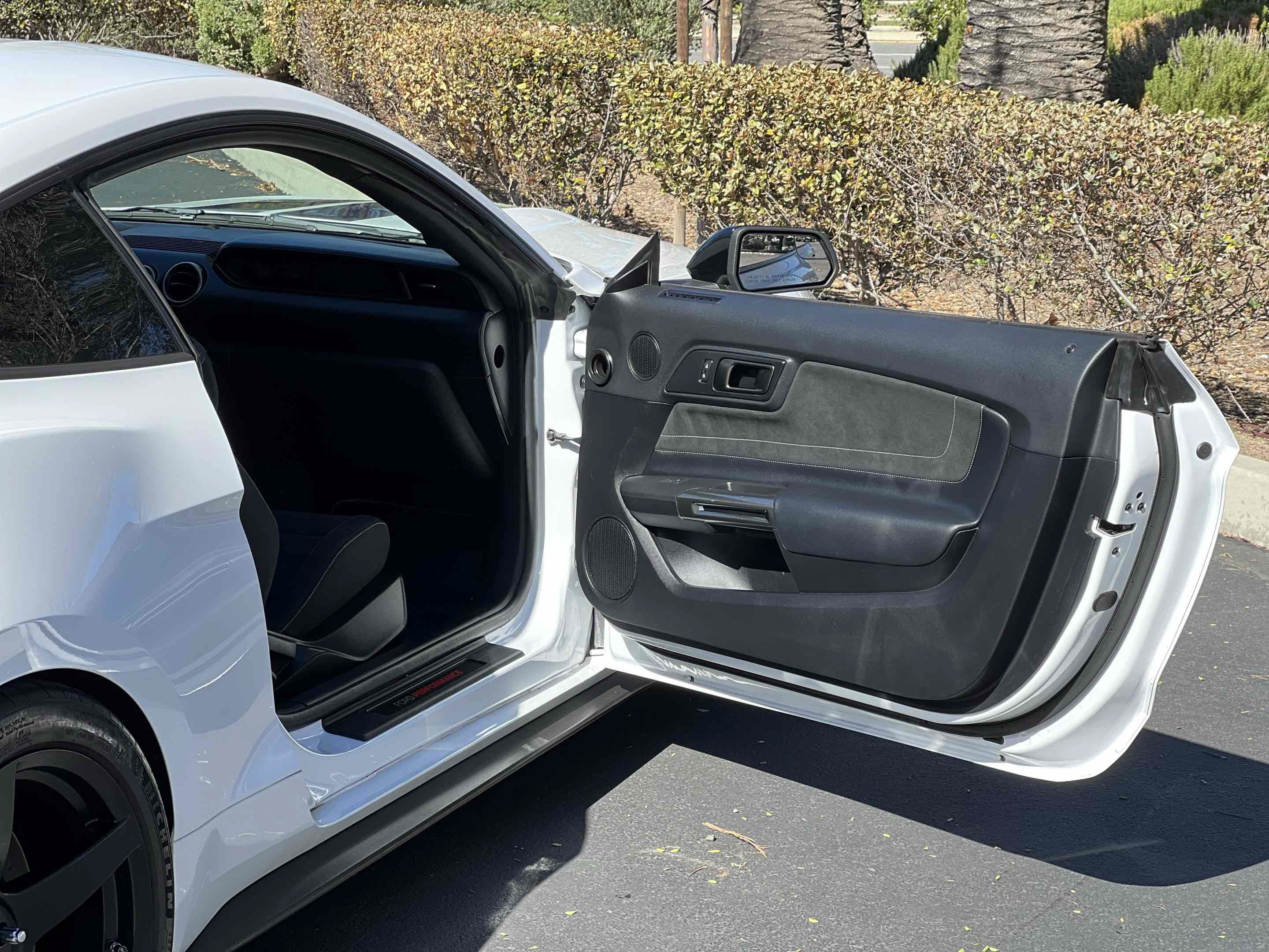Used 2017 Ford Mustang Shelby GT350 RWD image 68