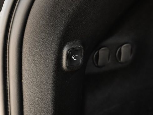 Used 2021 Jeep Cherokee Limited w/ Mopar Interior Package image 65