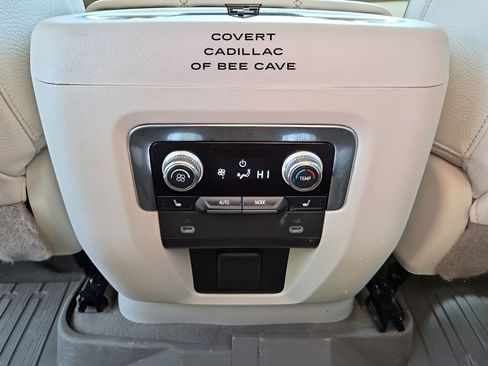 Used 2023 GMC Yukon XL Denali image 25