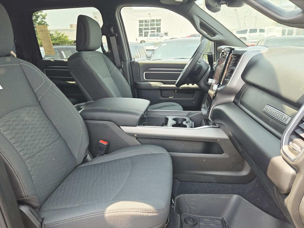 New 2026 RAM 2500 Big Horn AWD/4WD image 20
