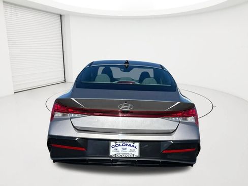 Certified 2024 Hyundai Elantra SEL w/ Convenience Package FWD image 6