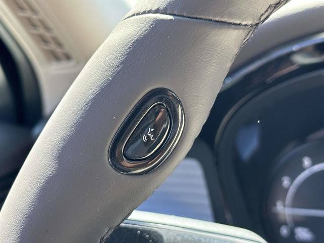 Certified 2022 Lincoln Corsair AWD w/ Premium Package image 37