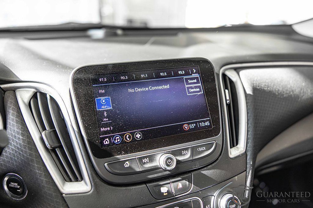 Used 2021 Chevrolet Malibu RS FWD image 27